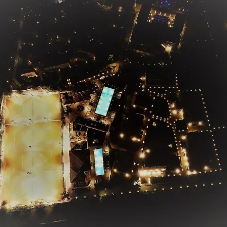 Ξενοδοχείο Grand Palace & 5*