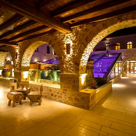 Grand Palace & 酒店 米斯特拉斯