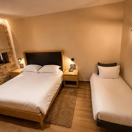 Grand Palace & Szálloda 5*